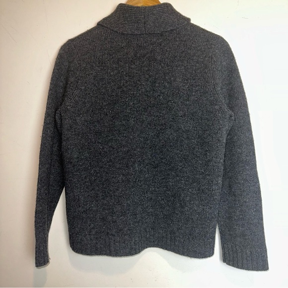 Vintage Eddie Bauer Cardigan Women's  Lambs Wool Embroidered Flower Shawl Collar - Picture 6 of 8